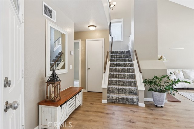 Detail Gallery Image 5 of 28 For 15413 Oak Grove Ct, Chino Hills,  CA 91709 - 3 Beds | 2/1 Baths
