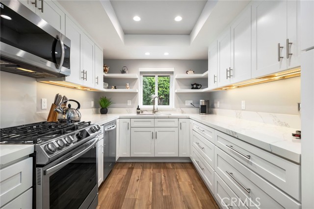 2299 N Legion Drive, Signal Hill CA: https://media.crmls.org/medias/3621e31c-e656-41b4-8a4a-917918af7069.jpg