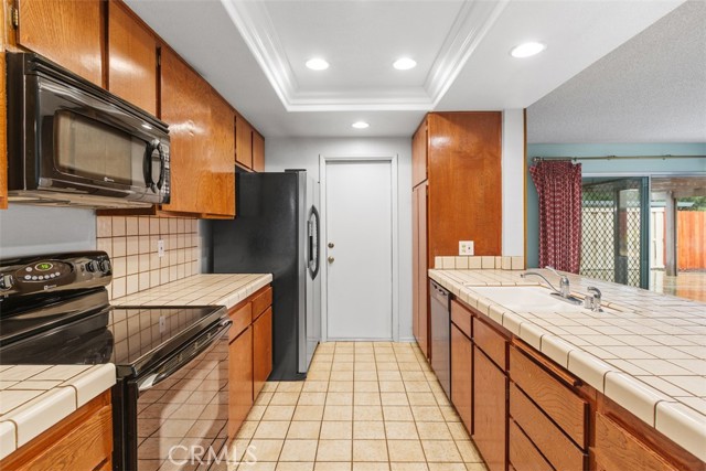 Detail Gallery Image 12 of 39 For 27927 Foxfire, Menifee,  CA 92586 - 2 Beds | 2 Baths