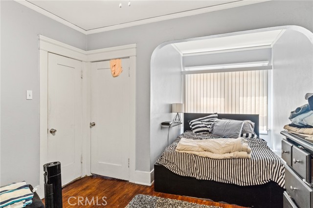 841 Cherry Avenue, Long Beach CA: https://media.crmls.org/medias/36229219-81e5-4659-972c-61ae524985c1.jpg