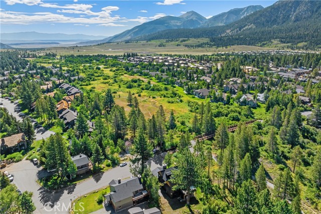 Detail Gallery Image 49 of 53 For 595 N Waterford Ave, Mammoth Lakes,  CA 93546 - 5 Beds | 4 Baths