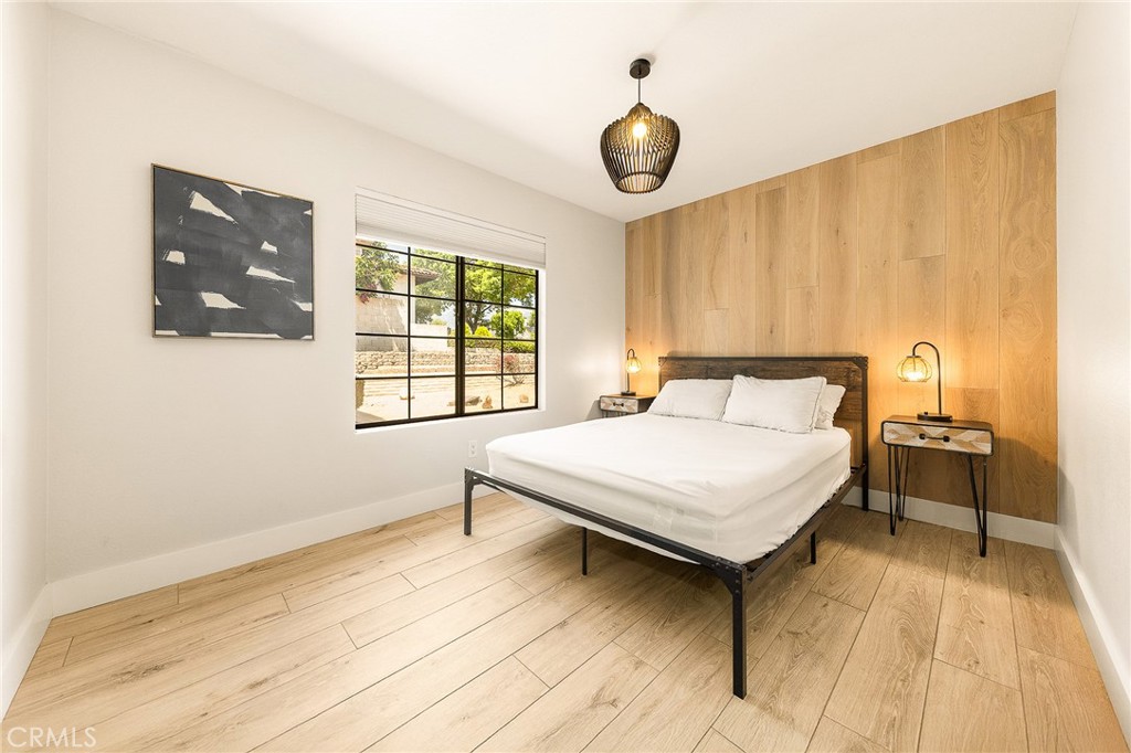 MLS #OC25120439 img 18