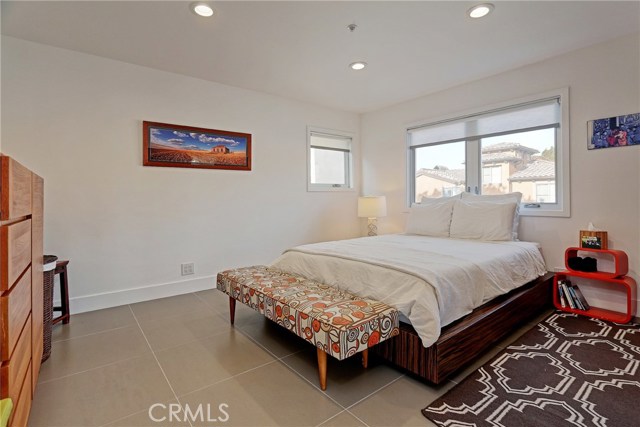 1913 Gates Avenue, Redondo Beach, California 90278, 4 Bedrooms Bedrooms, ,3 BathroomsBathrooms,Residential,Sold,Gates,SB17016231