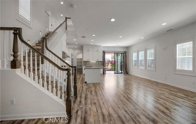 Detail Gallery Image 2 of 14 For 13 Torosa, Lake Forest,  CA 92630 - 4 Beds | 3 Baths