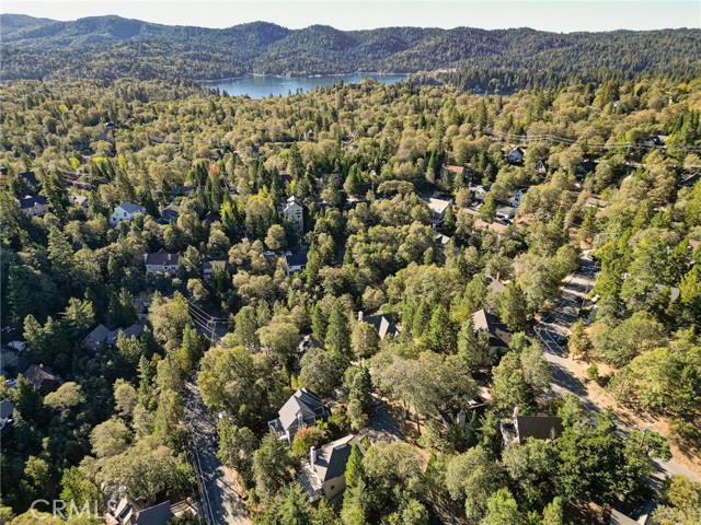 1284 Cortina, Lake Arrowhead, CA 92352