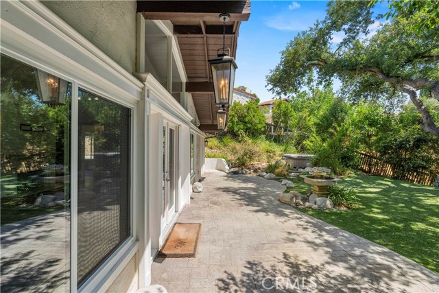 4359 Park Corona, Calabasas CA: https://media.crmls.org/medias/362591cd-a89a-4dc9-a552-2fba1b622054.jpg