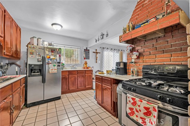 2660 Newell Street, County - Los Angeles CA: https://media.crmls.org/medias/36259c72-266b-42bd-aab6-a540d19110a1.jpg