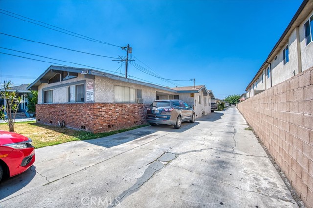 Image 15 of 27 For 4858 Live Oak St.