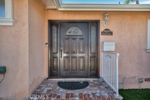 Detail Gallery Image 5 of 49 For 16646 Tribune St, Granada Hills,  CA 91344 - 4 Beds | 3 Baths