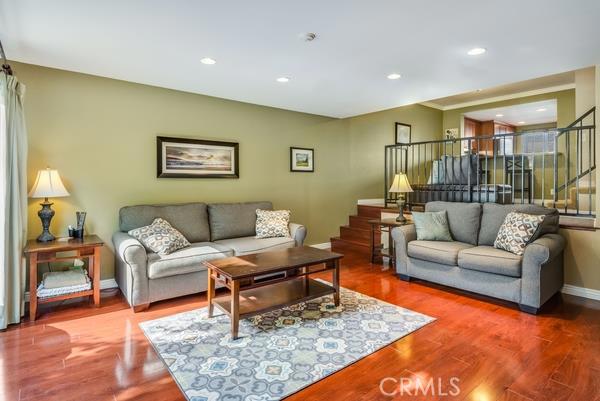 2114 Grant Avenue, Redondo Beach, California 90278, 2 Bedrooms Bedrooms, ,2 BathroomsBathrooms,Residential,Sold,Grant,SB16137994