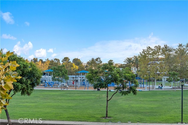 Detail Gallery Image 32 of 40 For 430 Transport, Tustin,  CA 92782 - 4 Beds | 3/1 Baths