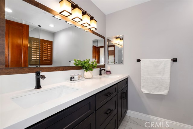 Detail Gallery Image 36 of 60 For 21565 Cleardale St, Newhall,  CA 91321 - 3 Beds | 2/1 Baths