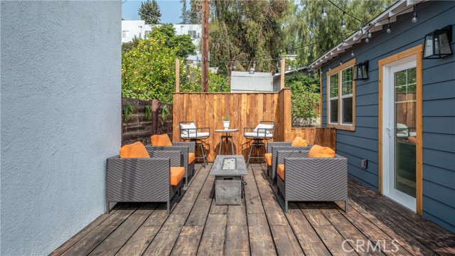 Detail Gallery Image 24 of 27 For 4039 Clayton Ave, Los Angeles,  CA 90027 - 3 Beds | 2 Baths