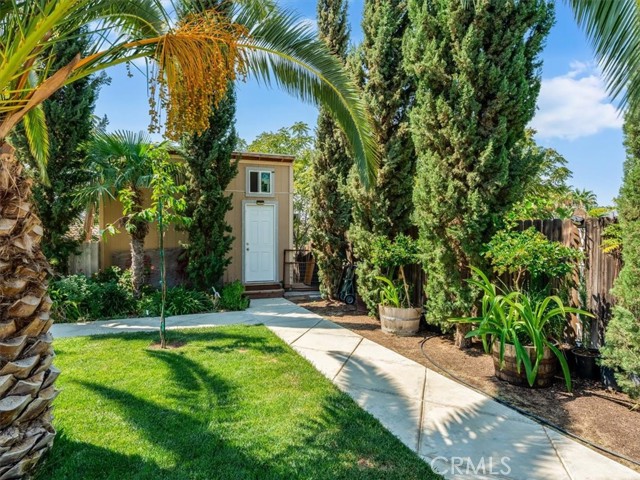 104 W Mariposa Street, Avenal CA: https://media.crmls.org/medias/3628d287-c66b-4401-a126-deb286309564.jpg