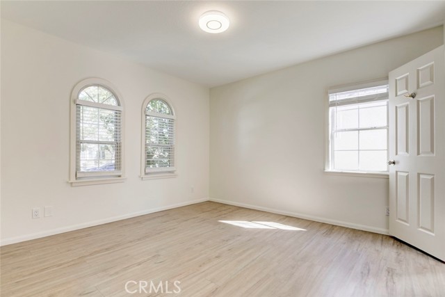 Detail Gallery Image 17 of 27 For 5709 Beck Ave, North Hollywood,  CA 91601 - 2 Beds | 2 Baths