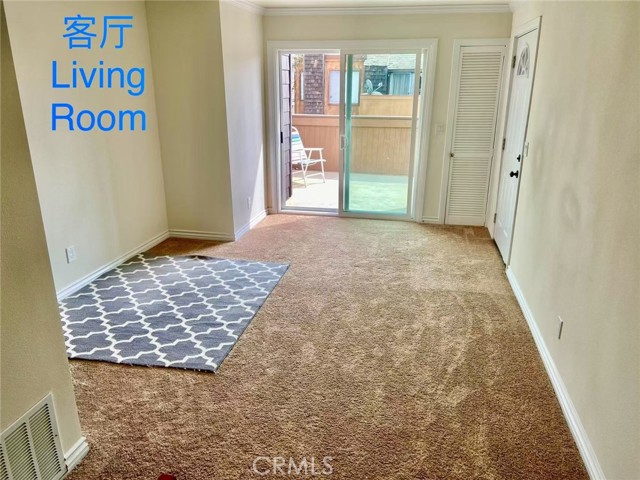 Detail Gallery Image 3 of 11 For 9020 Newport Ave, Fontana,  CA 92335 - 2 Beds | 2 Baths