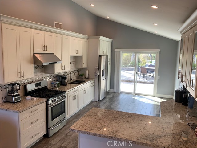 Detail Gallery Image 5 of 24 For 27312 Las Nieves, Mission Viejo,  CA 92691 - 3 Beds | 2 Baths