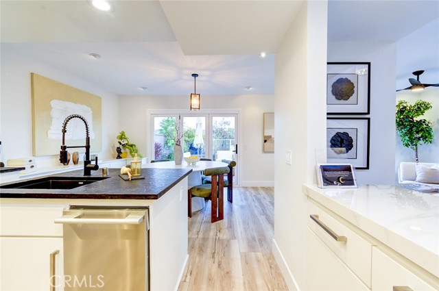 Detail Gallery Image 17 of 69 For 51 La Costa Ct, Laguna Beach,  CA 92651 - 3 Beds | 2/1 Baths