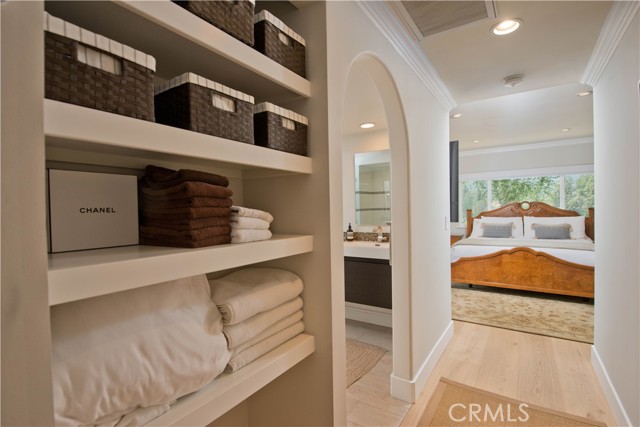 17068 Countess Place, Encino CA: https://media.crmls.org/medias/362bd5b7-ca2c-4d3d-8198-0f8e75a3f8c1.jpg