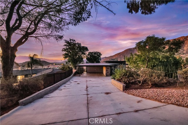 20289 Westpoint Drive, Riverside CA: https://media.crmls.org/medias/362bf046-57d8-4306-b80c-416f9ee3ed87.jpg