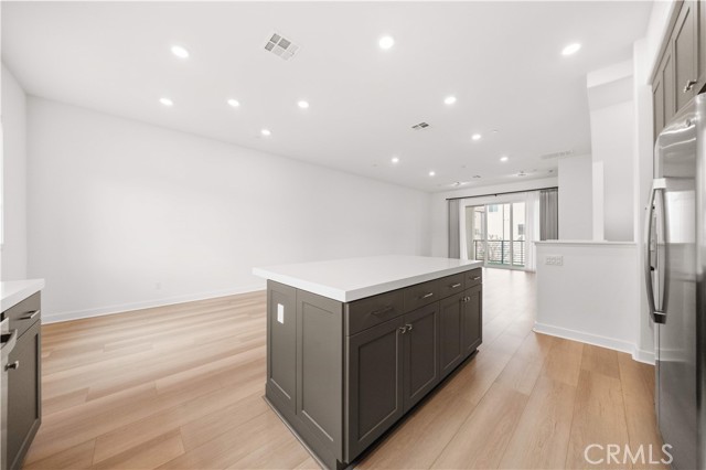 Detail Gallery Image 18 of 75 For 312 Tank, Irvine,  CA 92618 - 3 Beds | 3/1 Baths