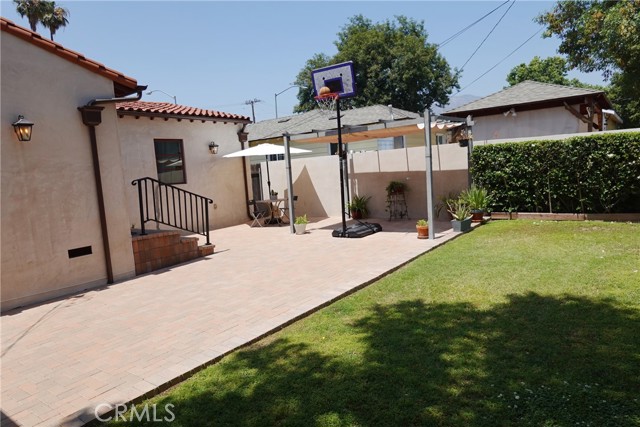 430 Sonora Avenue, Glendale CA: https://media.crmls.org/medias/362c7b5d-cca9-4c0e-80d4-5d8f784b9698.jpg