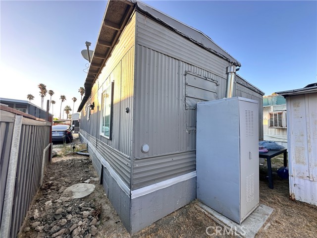 Detail Gallery Image 4 of 11 For 430 N Palm Ave #7,  Hemet,  CA 92543 - 2 Beds | 1 Baths