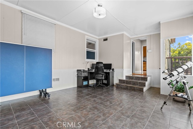 3348 Burritt Way, La Crescenta CA: https://media.crmls.org/medias/362cf320-e455-4dd2-b943-d94ca456e896.jpg