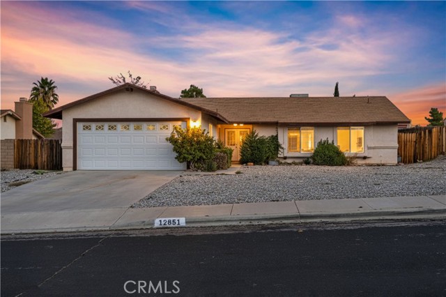 Detail Gallery Image 4 of 38 For 12851 Desert Creek, Victorville,  CA 92395 - 3 Beds | 2 Baths