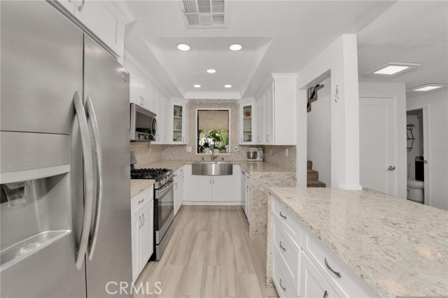 Detail Gallery Image 23 of 46 For 646 Sycamore Ave #18,  Claremont,  CA 91711 - 2 Beds | 3 Baths