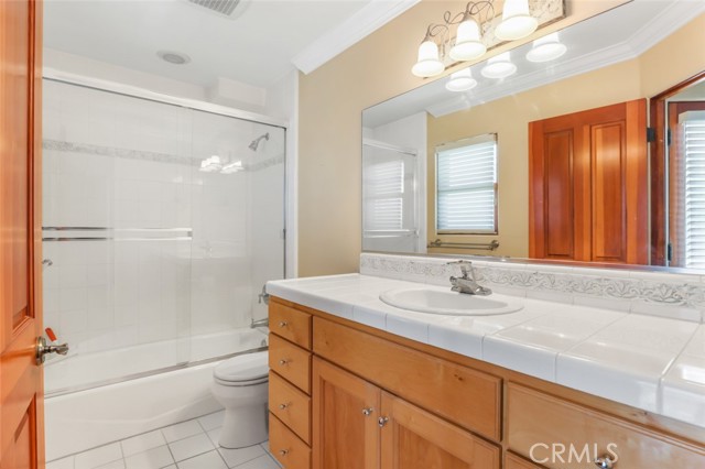 209 Crest Drive, Manhattan Beach CA: https://media.crmls.org/medias/362e15e6-d921-48f4-9ecc-e0a66853148a.jpg