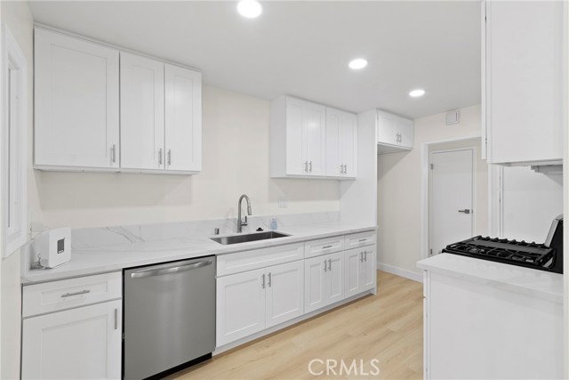 Detail Gallery Image 12 of 27 For 501 Palmer Dr, Hemet,  CA 92543 - 2 Beds | 2 Baths