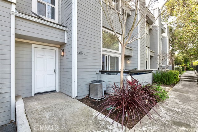 Detail Gallery Image 2 of 23 For 24847 Nueva Vista, Laguna Niguel,  CA 92677 - 2 Beds | 2/1 Baths