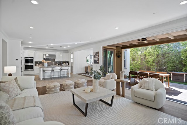 79 Rossmore, Irvine CA: https://media.crmls.org/medias/362eeaff-e082-49d9-ac25-b55635e02f82.jpg