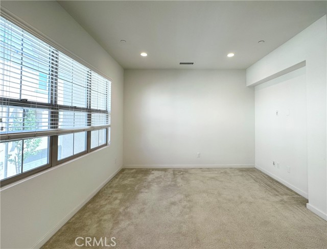 129 Briarberry, Irvine CA: https://media.crmls.org/medias/362f0bb5-772b-451f-b51a-97f9aadc4eac.jpg