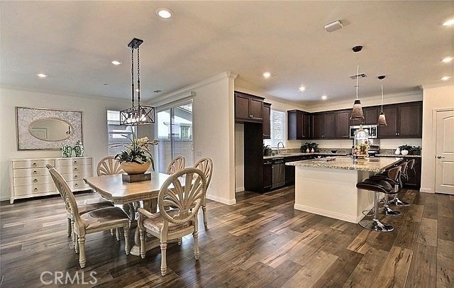 Detail Gallery Image 6 of 22 For 3175 E Yellowstone Dr, Ontario,  CA 91762 - 4 Beds | 3 Baths