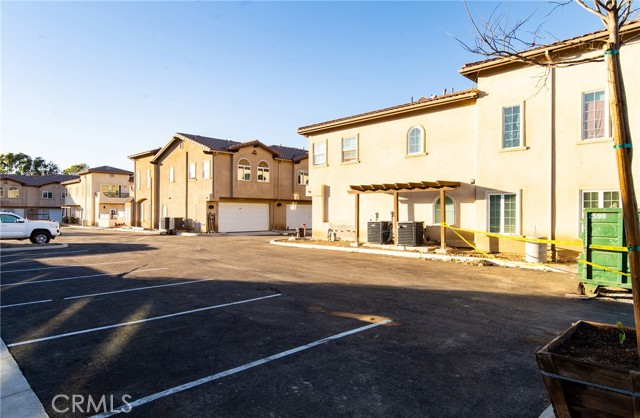 Detail Gallery Image 19 of 43 For 5526 E Los Angeles Ave #4,  Simi Valley,  CA 93063 - 3 Beds | 2/1 Baths