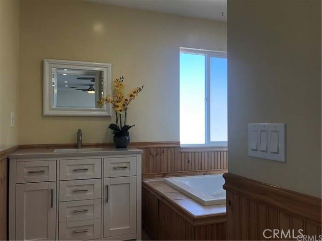 Detail Gallery Image 13 of 15 For 10449 Pioneer Bld, Santa Fe Springs,  CA 90670 - 4 Beds | 2 Baths