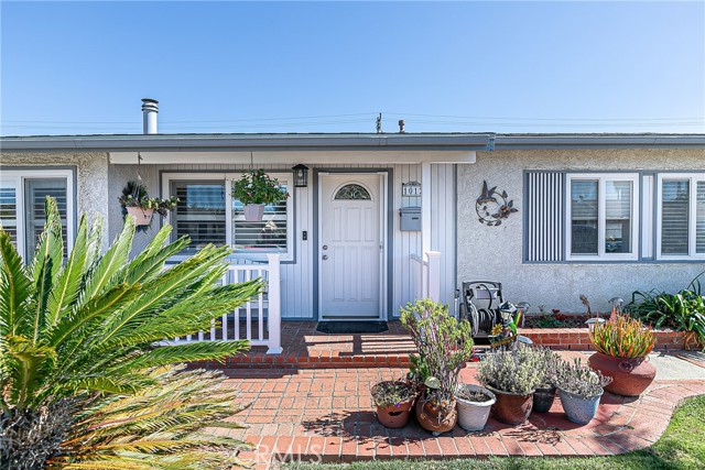 Front Image Thumbnail for CRNS25195392