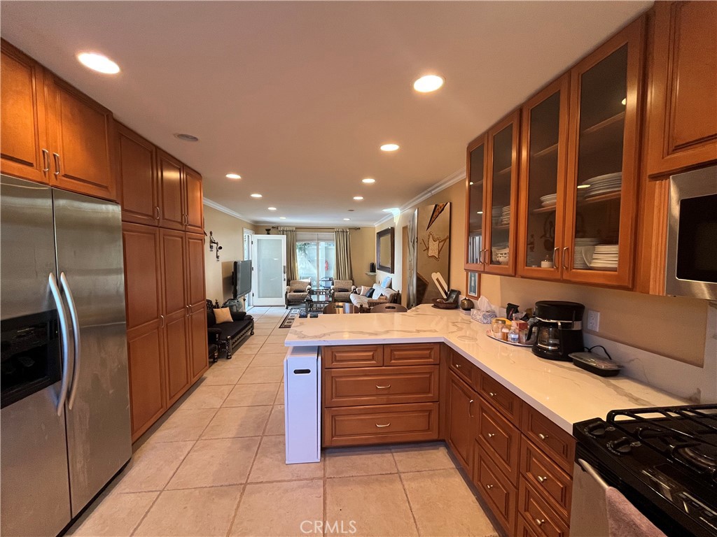 MLS #OC25248527 image #11