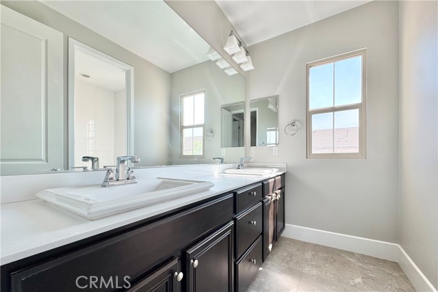 54 Rexford, Irvine CA: https://media.crmls.org/medias/3631b085-4ad6-4a39-8c07-a6a47e402345.jpg