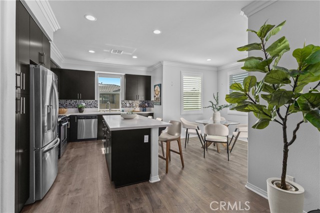 17557 Newland Street, Huntington Beach CA: https://media.crmls.org/medias/36327ced-2ae3-42bb-81ba-c8f7e5a5c206.jpg