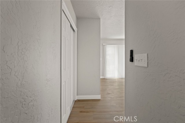 211 E Grangeville Boulevard, Hanford CA: https://media.crmls.org/medias/3632e99a-a95f-4a5a-81b0-76bf381080f4.jpg