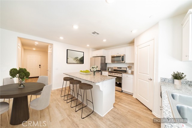 Detail Gallery Image 8 of 33 For 1221 Justice, Hemet,  CA 92543 - 3 Beds | 2/1 Baths