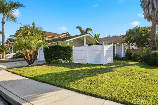 Detail Gallery Image 25 of 30 For 10928 El Domino, Fountain Valley,  CA 92708 - 3 Beds | 2 Baths