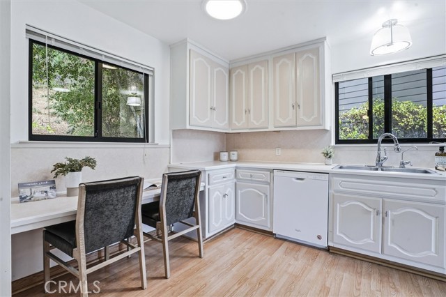 Detail Gallery Image 10 of 32 For 1987 Corralitos Dr, San Luis Obispo,  CA 93401 - 4 Beds | 2/1 Baths