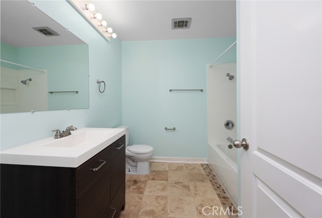 Detail Gallery Image 14 of 25 For 1001 W Macarthur Bld #7,  Santa Ana,  CA 92707 - 2 Beds | 1 Baths