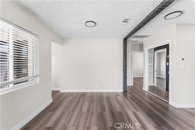 Detail Gallery Image 8 of 57 For 43028 45th St, Lancaster,  CA 93536 - 4 Beds | 2 Baths