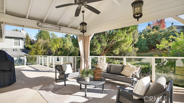 Detail Gallery Image 13 of 35 For 31682 via Coyote, Coto de Caza,  CA 92679 - 4 Beds | 3/1 Baths