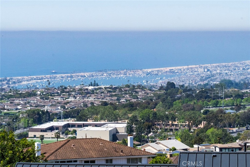 https://media.crmls.org/medias/36363448-a9d0-4713-b060-1d348930d737.jpg?preset=X-Large